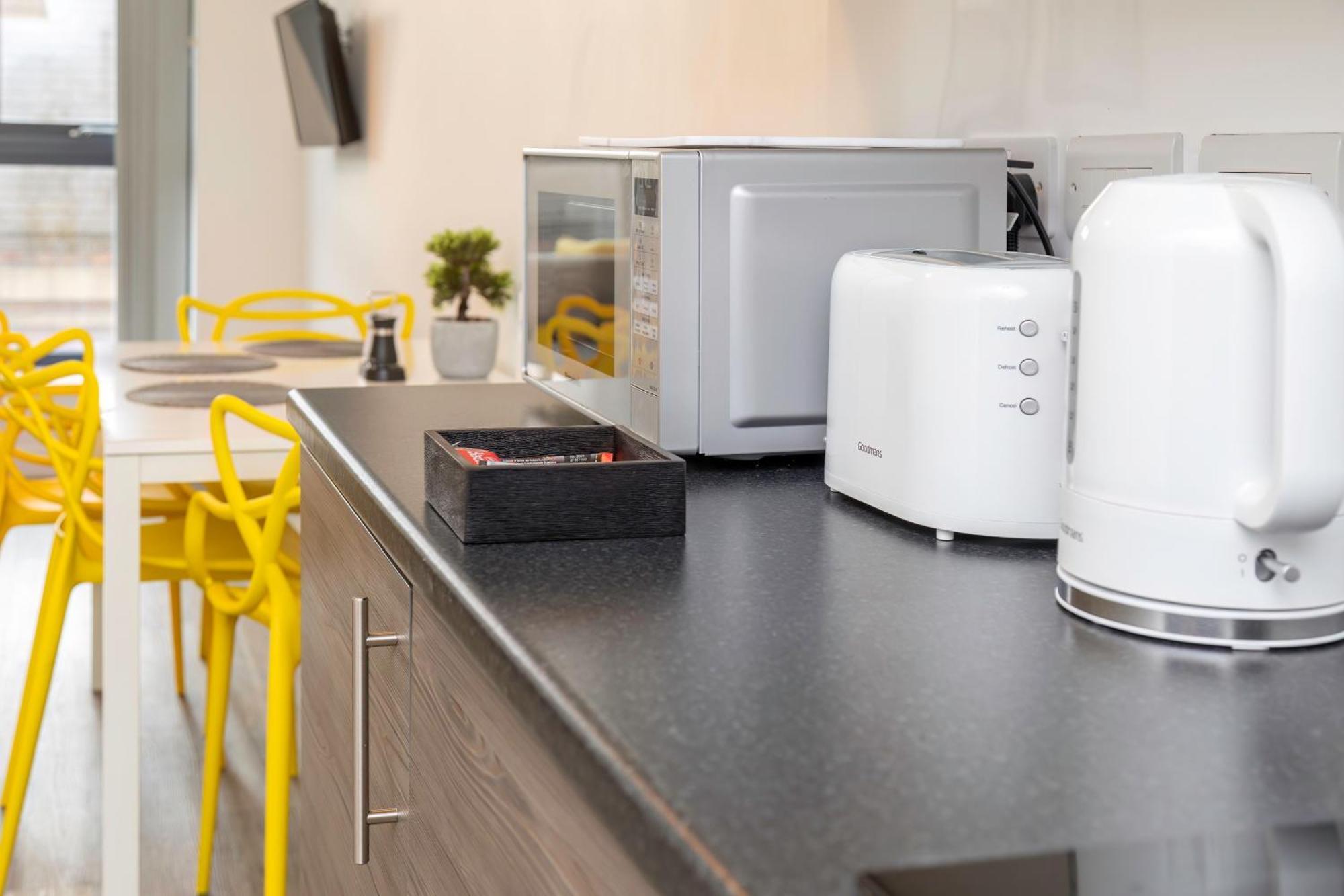 L1 Comfy Escapes - Long Stay Discounts Apply! Liverpool Extérieur photo